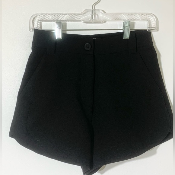 NWT black dress shorts - Picture 13 of 15